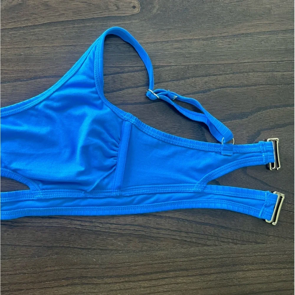 NWT Blue Bikini Top - Small - Picture 6 of 13